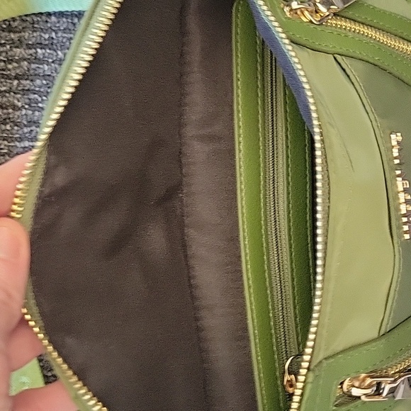 Madden NYC Olive Crossbody/Fanny Pack-NWOT - Picture 7 of 10